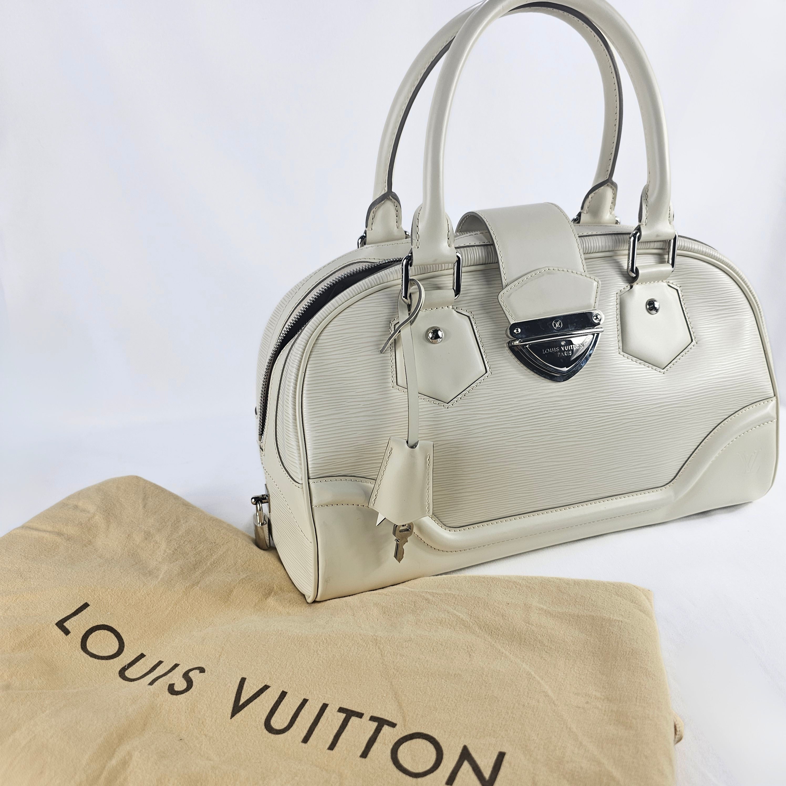 Louis Vuitton Montaigne Bowling GM in Pelle Épi Avorio