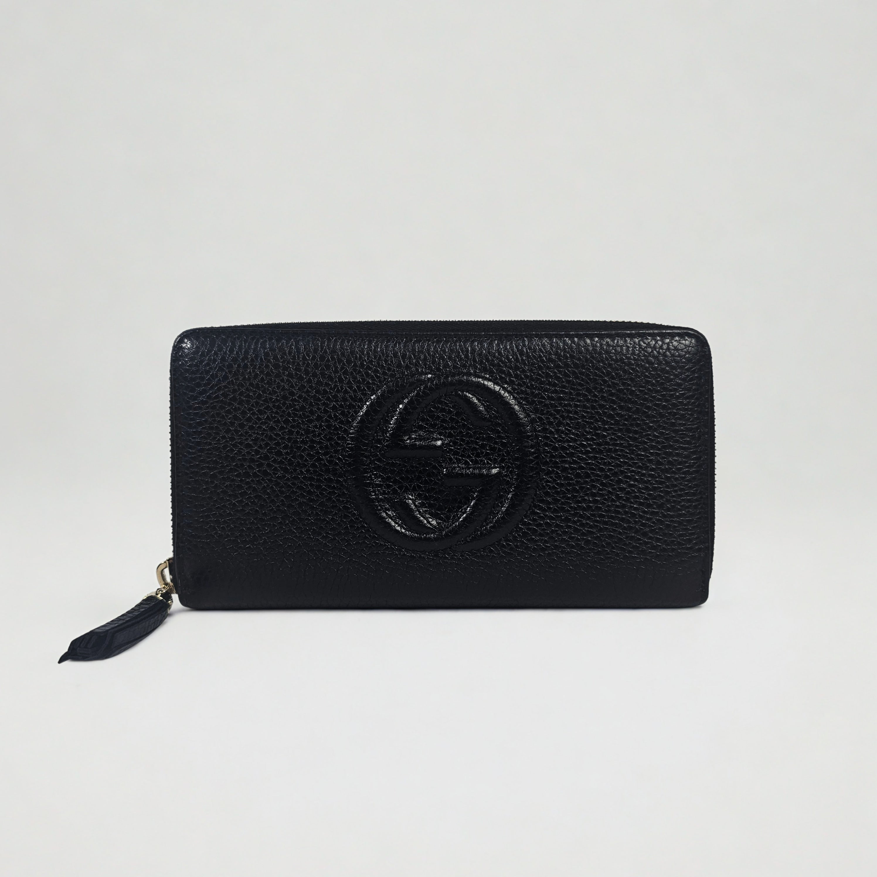 Gucci Soho Zip Around Wallet in pelle nera