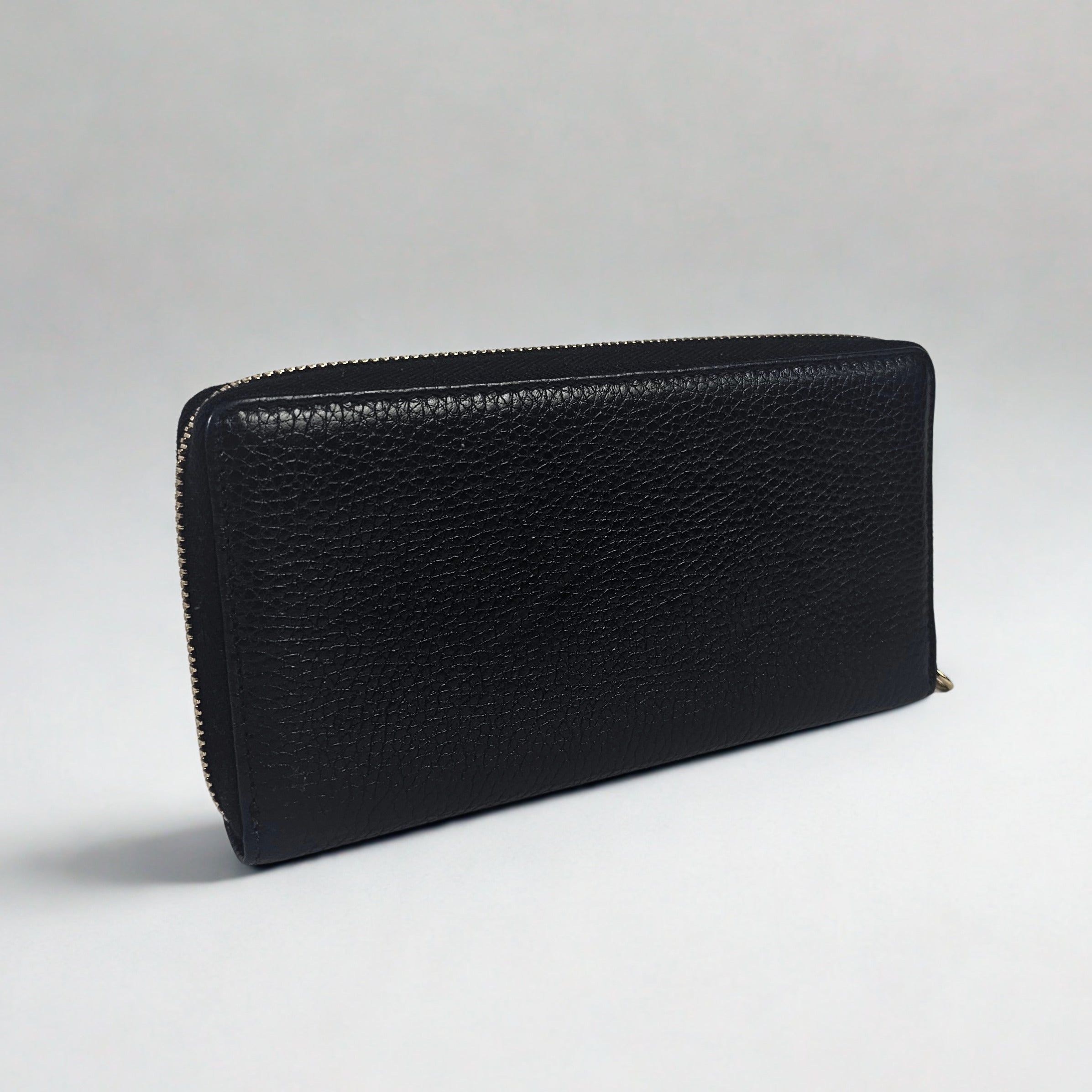 Gucci Soho Zip Around Wallet in pelle nera