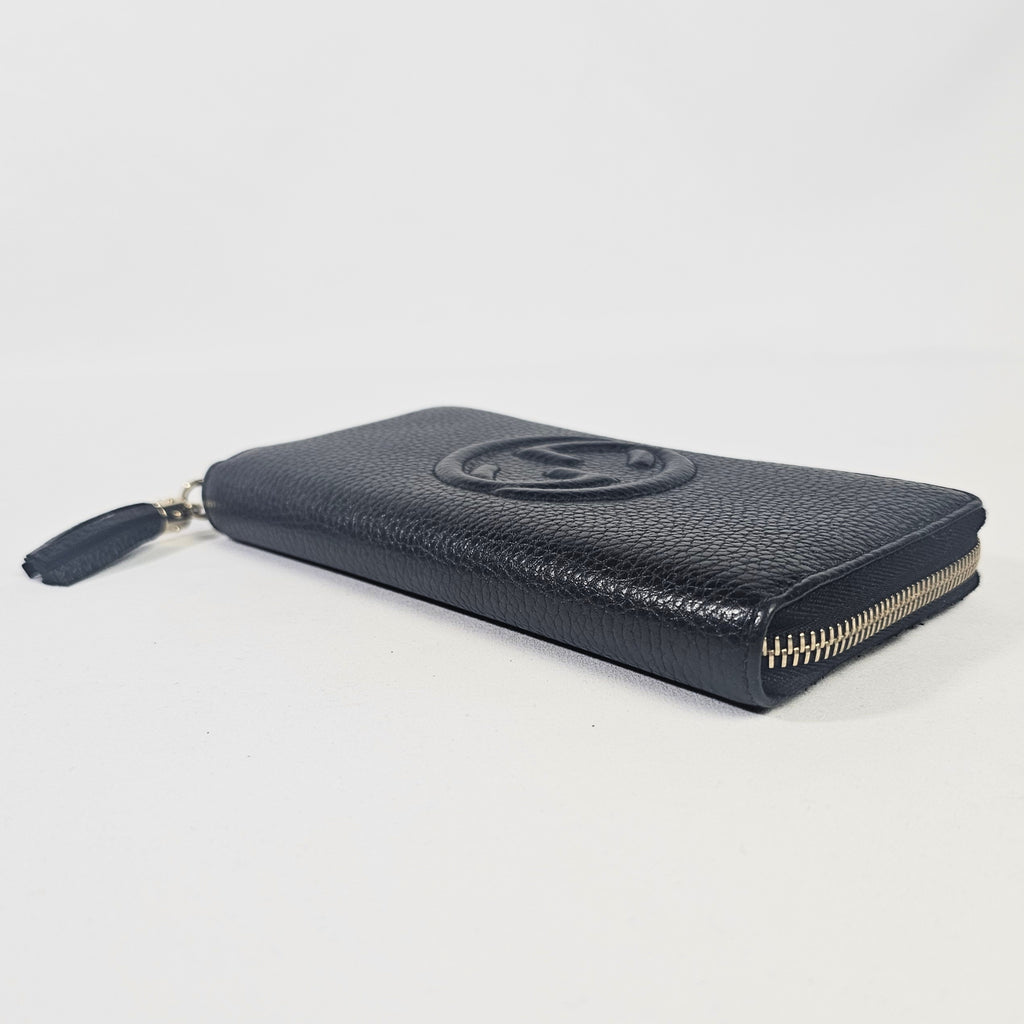 Gucci Soho Zip Around Wallet in pelle nera