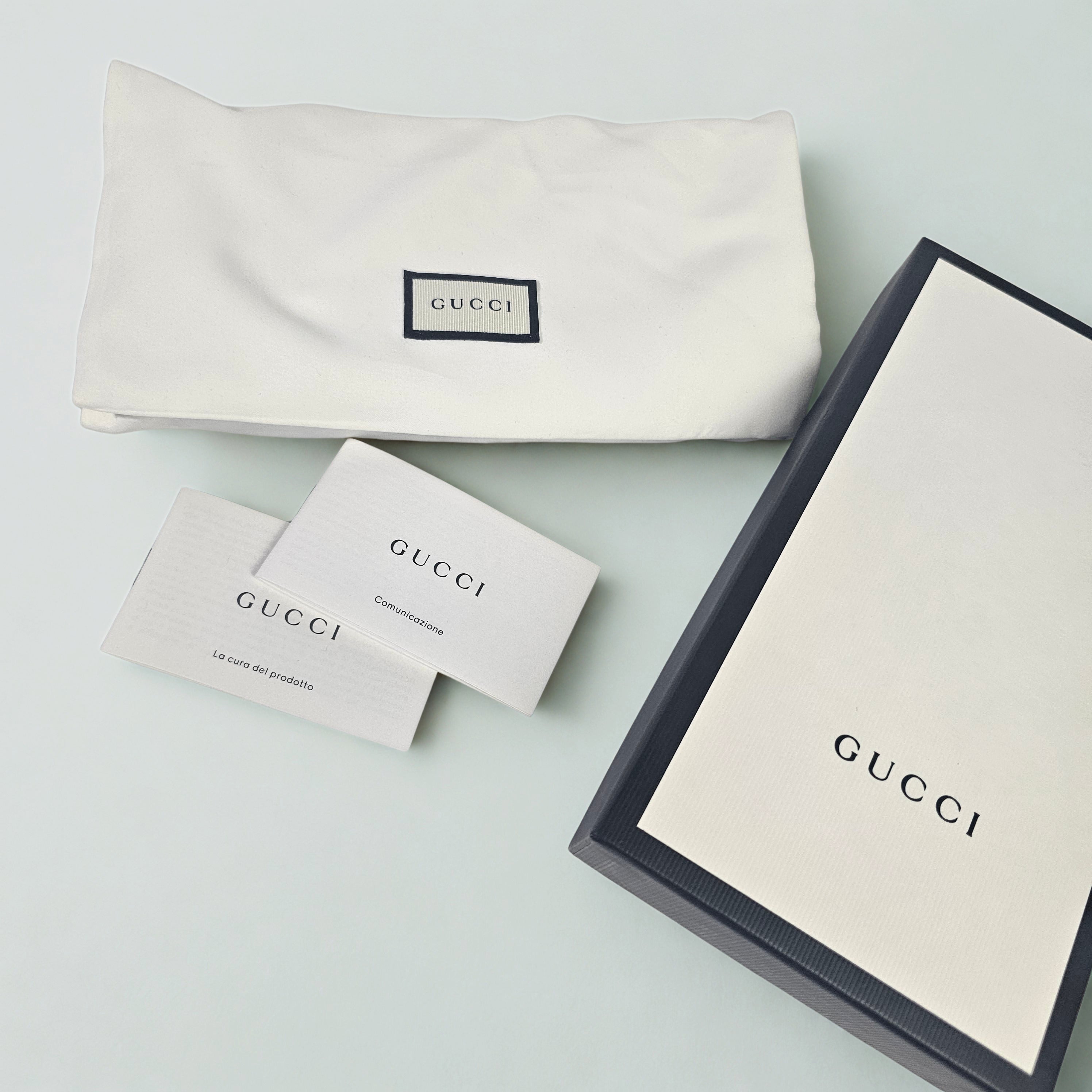Gucci Soho Zip Around Wallet in pelle nera