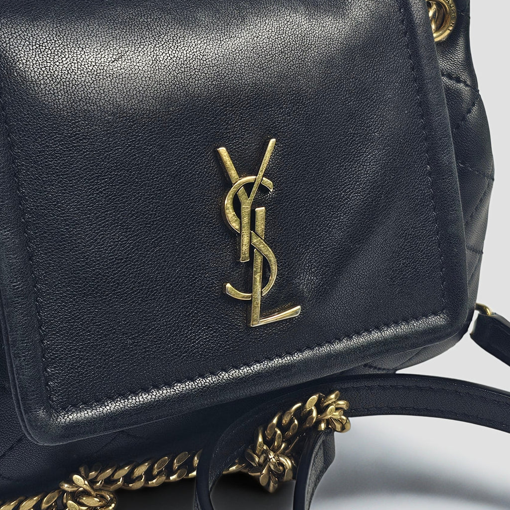 Saint Laurent Mini Nolita in pelle nera trapuntata con finiture oro